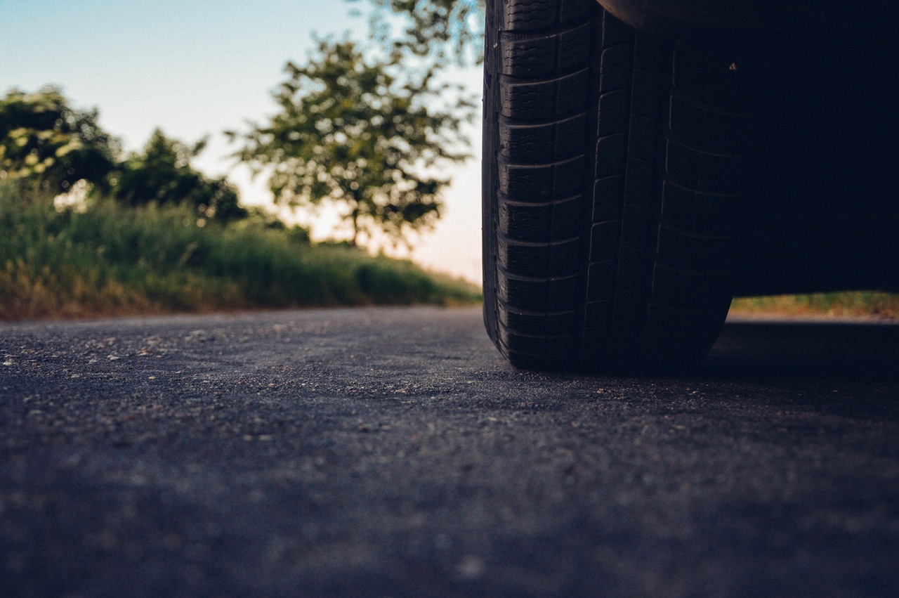 road-car-tire