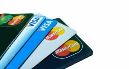 Why Credit Cards are Good and Bad