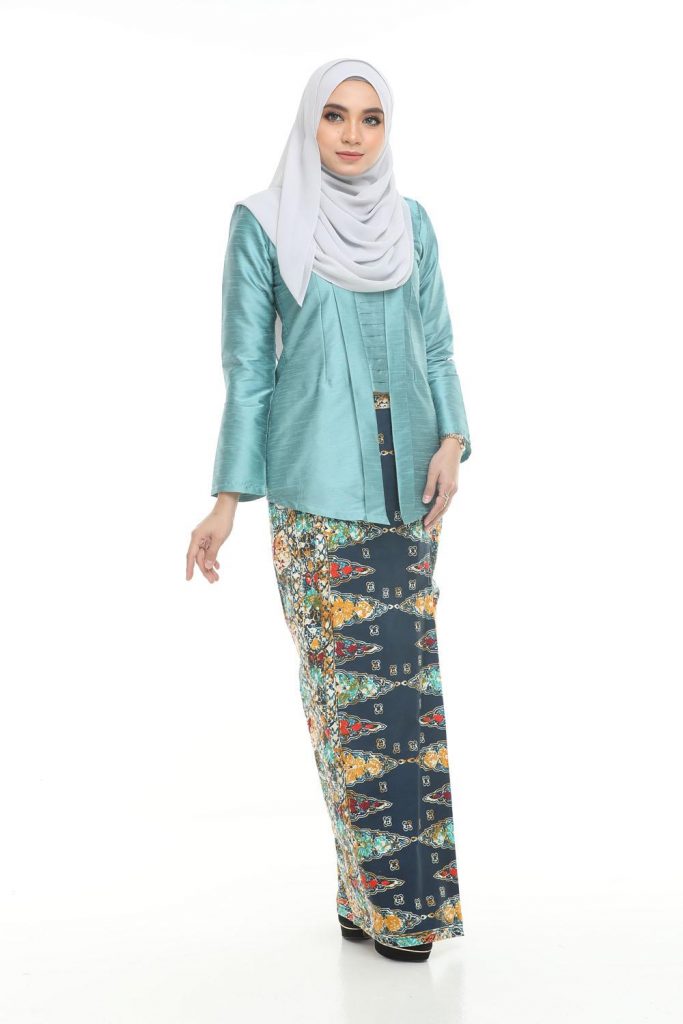 Tailored Traditional Attire Baju  Kebaya  Malaysia 