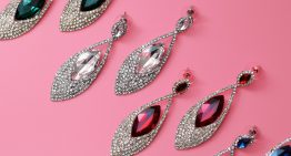 How to save money on diamond earrings